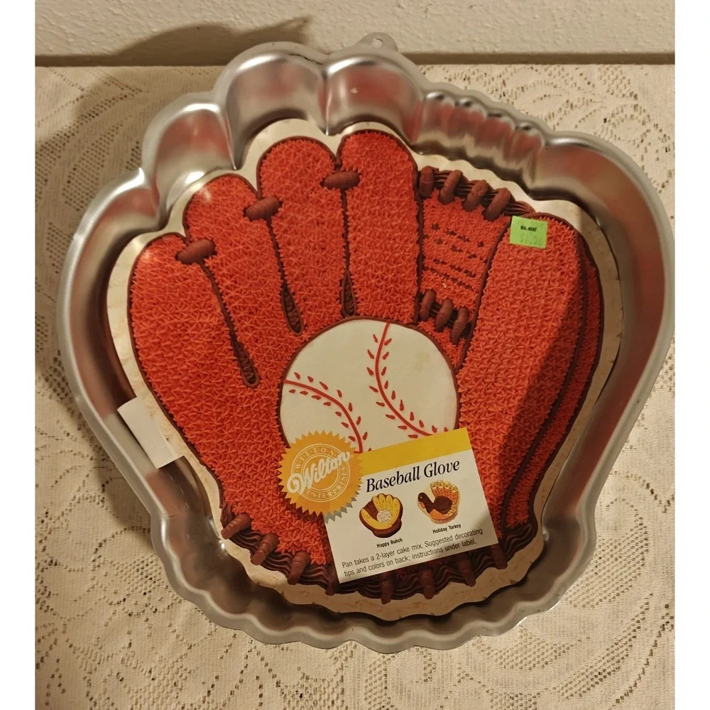 Wilton Vintage 1987 Baseball Glove Mitt Cake Pan - Novelty Metal Baking Tin